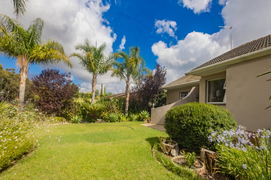 4 Bedroom Property for Sale in Panorama Western Cape